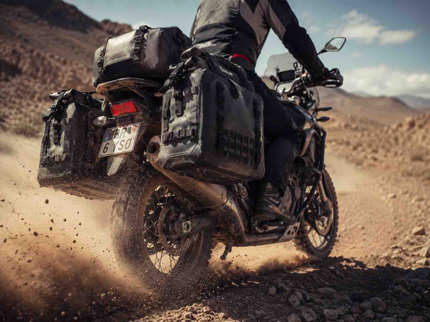 Engineering for the Extremes: OEM vanntett motorsykkelbagasje som overlever krasjen